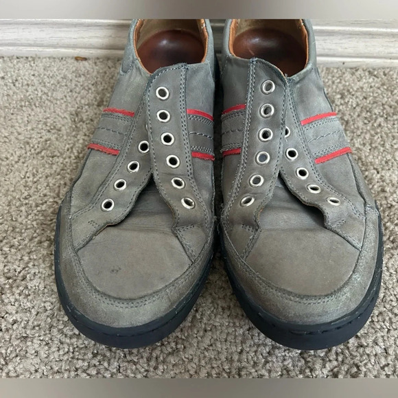 V ITALIA Men's Armando Soft Leather Sneaker Shoes Gray/red Size 41 (8) Lace up - Picture 10 of 15